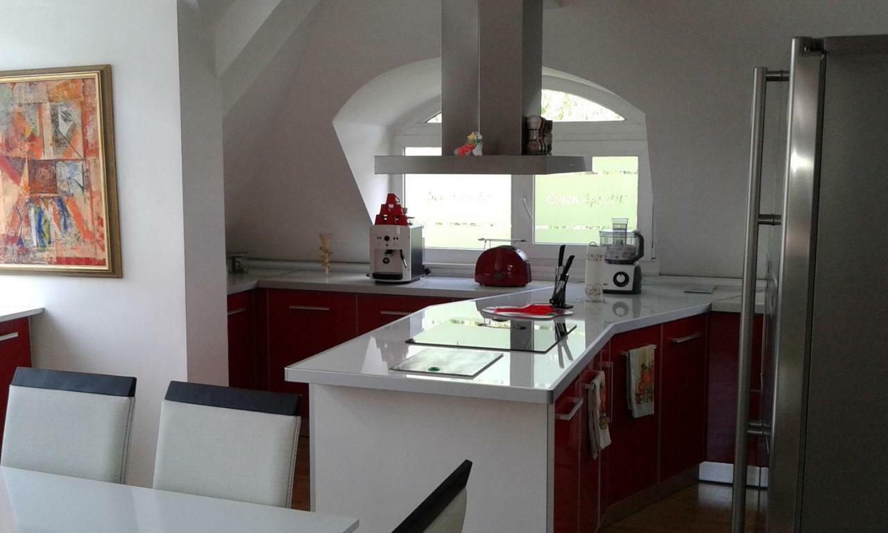 Apartment Sagittarius Kjustendil Esterno foto