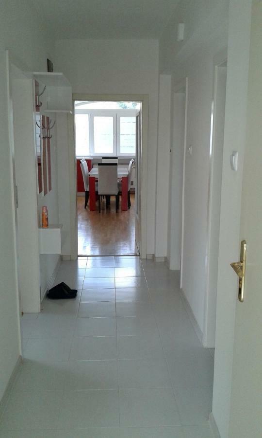 Apartment Sagittarius Kjustendil Esterno foto
