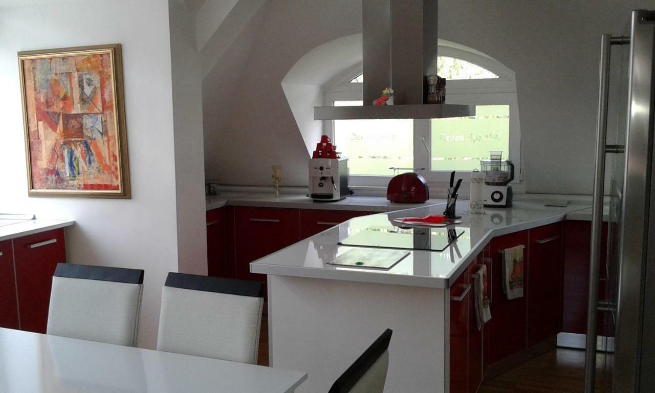 Apartment Sagittarius Kjustendil Esterno foto
